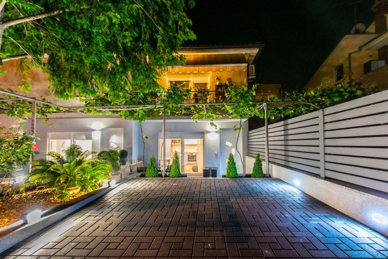 Lavanda Maslina - New Luxury Apartments Pula Exterior foto