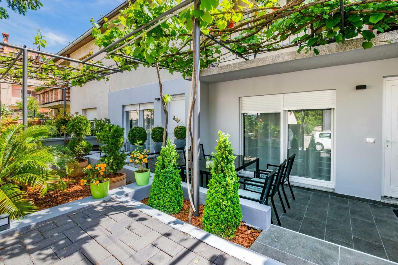 Lavanda Maslina - New Luxury Apartments Pula Exterior foto
